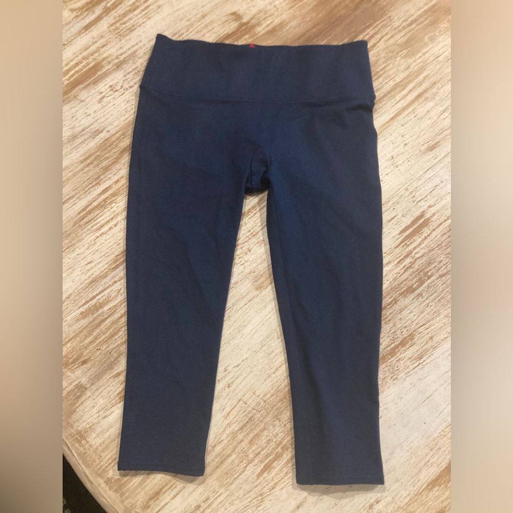 Spanx ladies cropped leggings